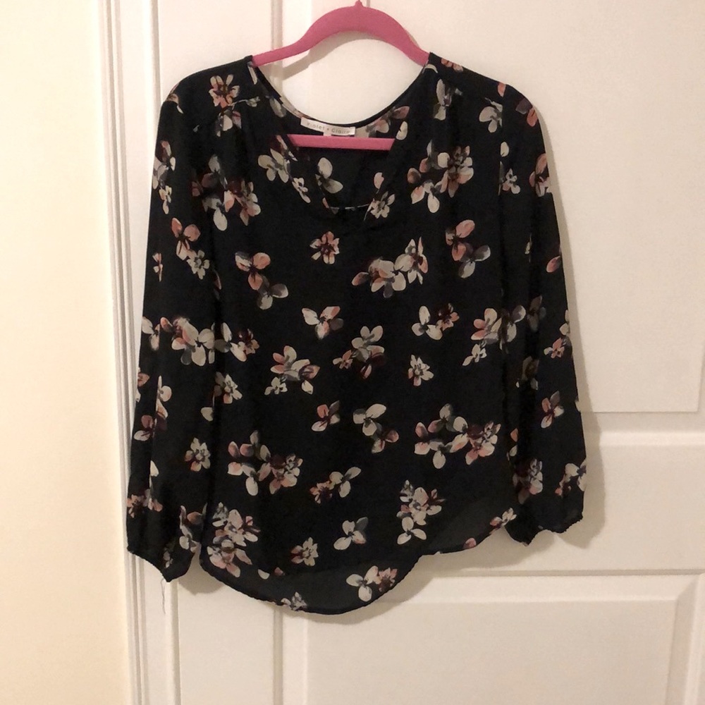 Size medium flowered tank